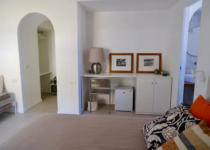 La Rondinella Bed & Breakfast