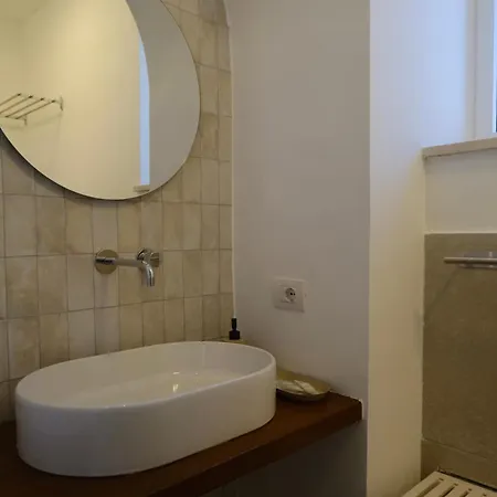 Oda ve Kahvaltı La Rondinella